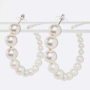 J. Elise Boutique Mix Pearl Iconic Hoop Earrings